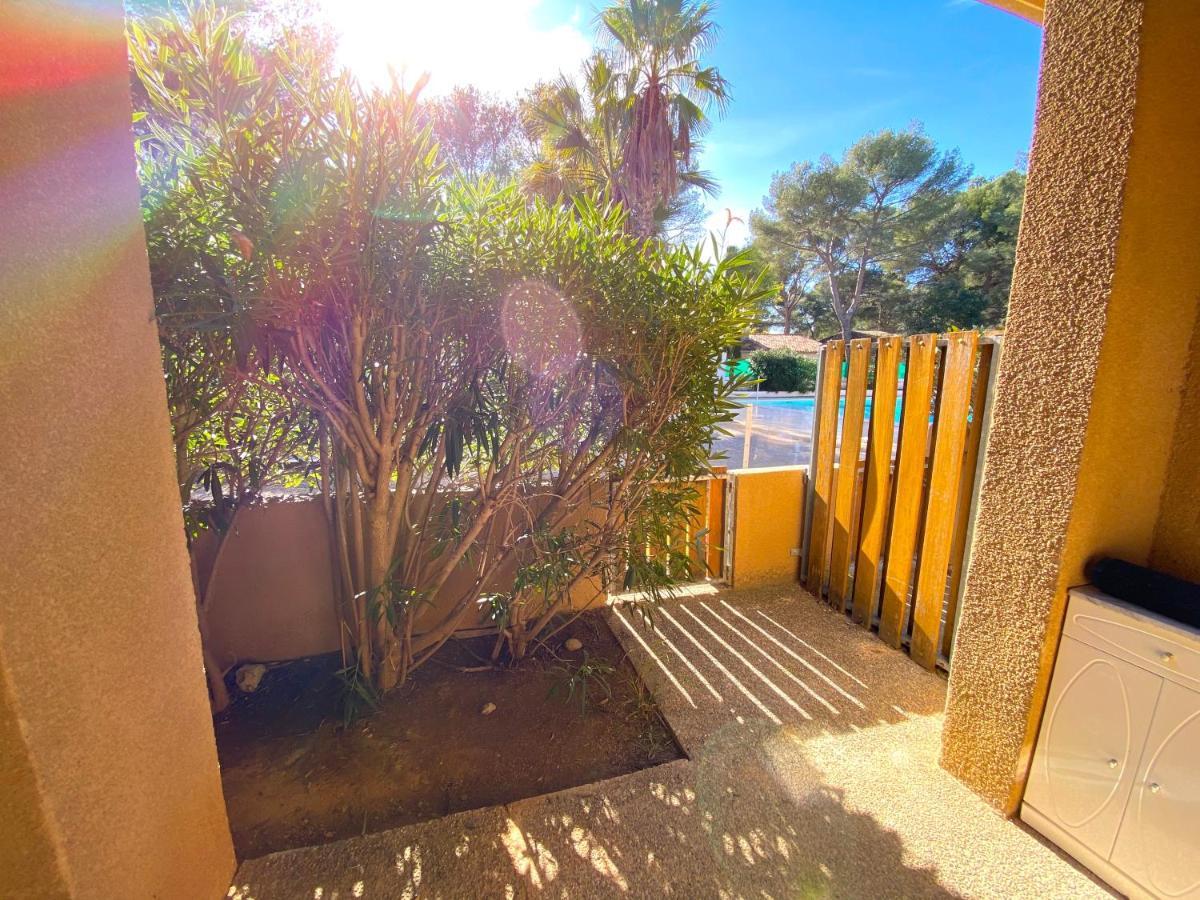Appartement avec piscine à 5min de la plage Sanary-sur-Mer Exterior foto